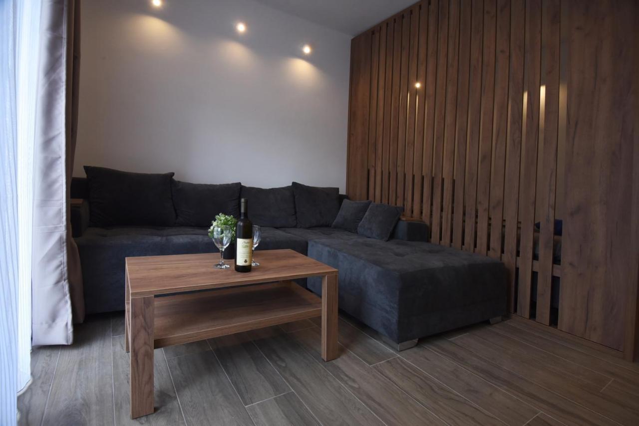 Tasos Apartment เบลเกรด ภายนอก รูปภาพ